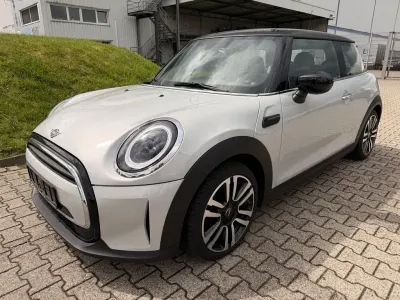Occasion Mini Cooper Classic 136 PK (100 kW) 2022 Zilver Hatchback