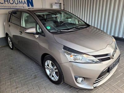 Gebraucht Toyota Verso Comfort 150 PS (110 kW) 2014 Braun Van / Kleinbus