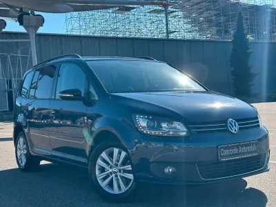 Gebraucht VW Touran Style 150 PS (110 kW) 2012 Blau Van / Kleinbus