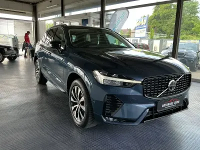 Gebraucht Volvo XC60 Plus 197 PS (144 kW) 2023 Blau SUV