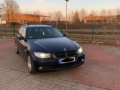 Gebraucht BMW 320 163 PS (119 kW) 2007 Silber Kombi