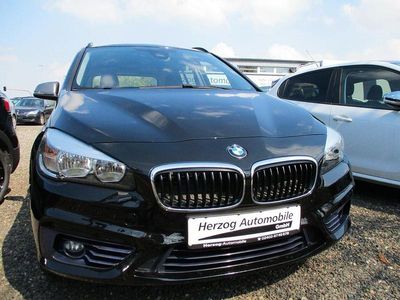 Gebraucht BMW 218 Sport Line 150 PS (110 kW) 2016 Schwarz Kombi