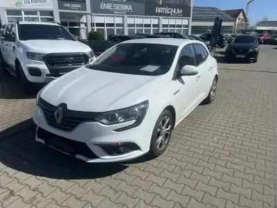 Gebraucht Renault Mégane Intens 132 PS (97 kW) 2016 Weiss Limousine