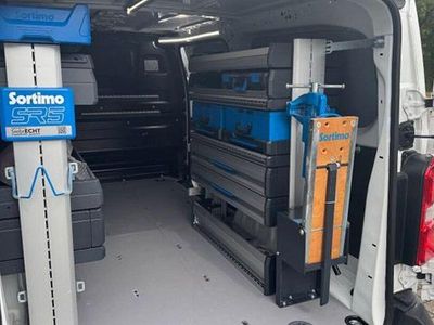 Gebraucht Opel Vivaro 144 PS (105 kW) 2021 Weiß Van / Kleinbus