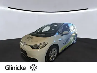 Gebraucht VW ID.3 Pro Performance 150 kW (204 PS) 2023 Gletscherweiß metallic Kleinwagen