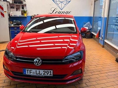 Gebraucht VW Polo Comfortline 75 PS (55 kW) 2018 Rot Kleinwagen