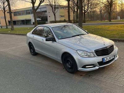 Mercedes C200