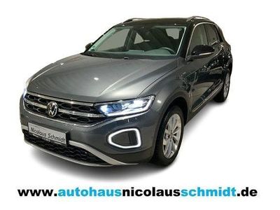 Grau Gebraucht 2023 VW T-Roc Style SUV | 32.950 € (Teuer)