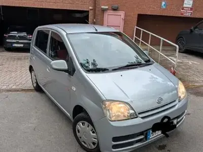Gebraucht Daihatsu Cuore 58 PS (42 kW) 2006 Silber Kleinwagen