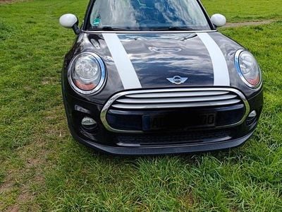 Usata Mini Cooper D 116 CV (85 kW) 2015 Marrone Utilitaria