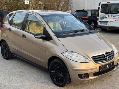Gebraucht Mercedes A150 95 PS (69 kW) 2006 Gold Kleinwagen