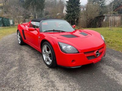 Gebraucht Opel Speedster 147 PS (108 kW) 2001 Rot Cabrio