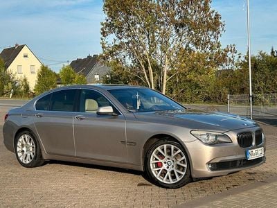 BMW 730