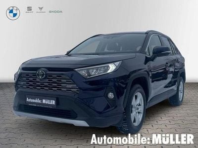Blau Gebraucht 2021 Toyota RAV4 Comfort SUV | 26.450 € (Fairer Preis)