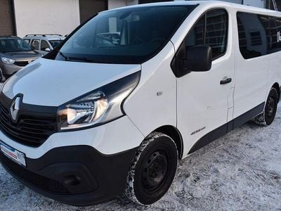 Weiß Gebraucht 2017 Renault Trafic Expression Van / Kleinbus | 14.990 € (Guter Preis)