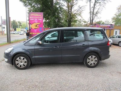 Grau Gebraucht 2009 Ford Galaxy Van / Kleinbus | 7.999 € (Teuer)