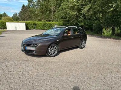 Gebraucht Alfa Romeo 159 200 PS (147 kW) 2008 Braun Coupé