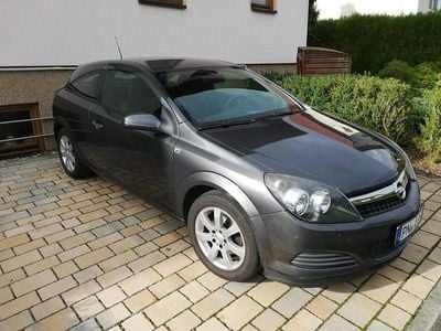 Opel Astra GTC