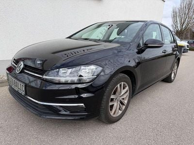 Gebraucht VW Golf VII Comfortline 125 PS (91 kW) 2017 Schwarz Limousine