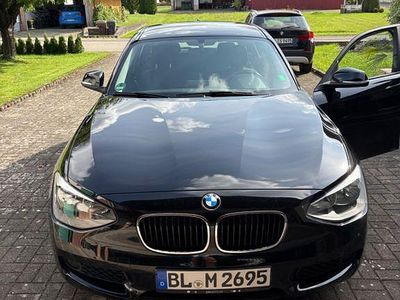 Gebraucht BMW 116 136 PS (100 kW) 2014 Schwarz Kleinwagen