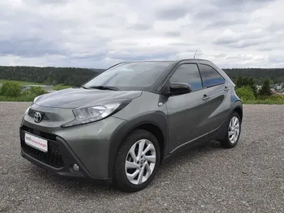 Gebraucht Toyota Aygo X Pulse 72 PS (52 kW) 2022 Grün SUV