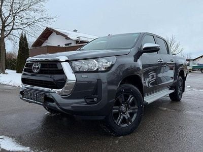 Gebraucht Toyota HiLux Comfort 150 PS (110 kW) 2025 Grau Abholung