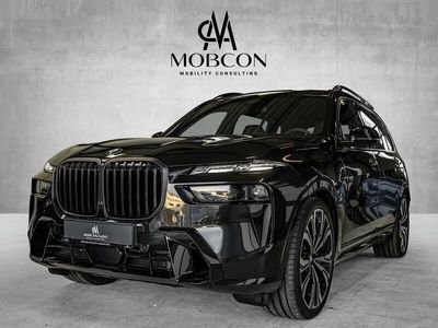 Neu BMW X7 M Sport 352 PS (258 kW) 2025 Saphirschwarz metallic SUV