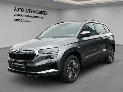 Gebraucht Skoda Karoq Tour 150 PS (110 kW) 2025 Graphitegrau metallic SUV