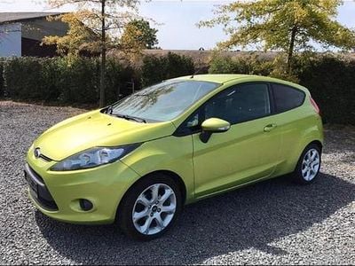 Gebraucht Ford Fiesta 80 PS (58 kW) 2011 Grün Kleinwagen