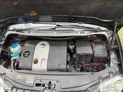 Gebraucht VW Touran 105 PS (77 kW) 2006 Schwarz Van / Kleinbus