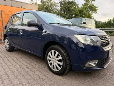 Gebraucht Dacia Sandero Essentiel 73 PS (53 kW) 2019 Blau Limousine