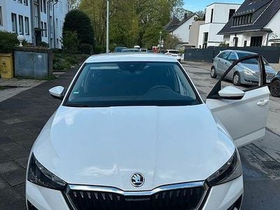 Usata Skoda Scala Cool Plus 95 CV (69 kW) 2023 Bianco Utilitaria