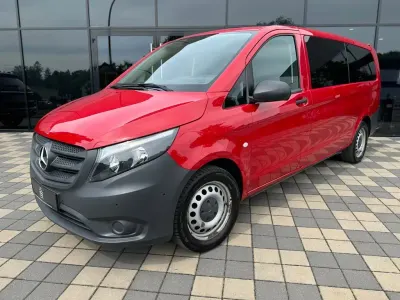 Gebraucht Mercedes Vito 136 PS (100 kW) 2021 Rot Van