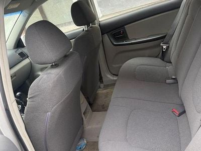 Silber Gebraucht 2008 Kia Cerato Kleinwagen | 2.000 €