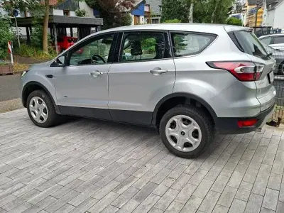 Gebraucht Ford Kuga Trend 150 PS (110 kW) 2018 Silber SUV