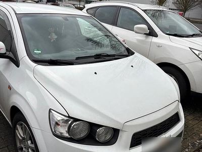 Gebraucht Chevrolet Aveo 116 PS (85 kW) 2011 Weiß Kleinwagen