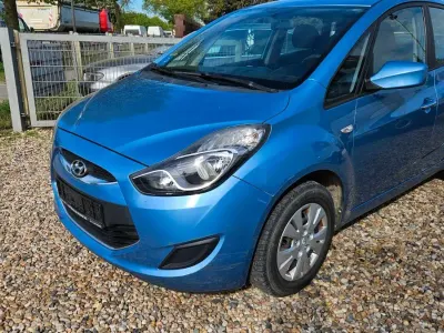 Gebraucht Hyundai ix20 Classic 90 PS (66 kW) 2013 Blau Kleinwagen