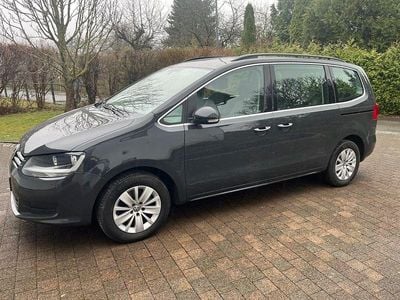 Gebraucht VW Sharan Comfortline 140 PS (102 kW) 2014 Grau Van / Kleinbus