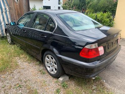 BMW 325