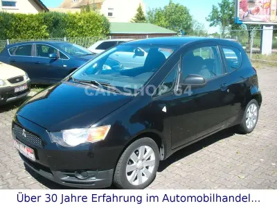Gebraucht Mitsubishi Colt Inform 95 PS (69 kW) 2010 Schwarz Kleinwagen