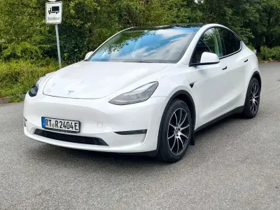 Gebraucht Tesla Model Y 274 kW (373 PS) 2022 Weiß SUV
