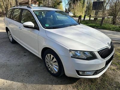 Gebraucht Skoda Octavia 150 PS (110 kW) 2013 Weiß Kombi