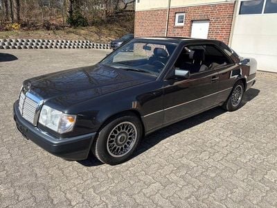 Gebraucht Mercedes 230 132 PS (97 kW) 1989 Schwarz Coupé