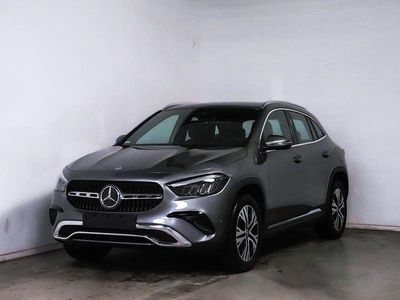 Gebraucht Mercedes GLA200 Progressive 163 PS (119 kW) 2024 Grau SUV