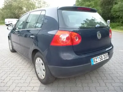 Gebraucht VW Golf V Trendline 105 PS (77 kW) 2007 Blau Limousine