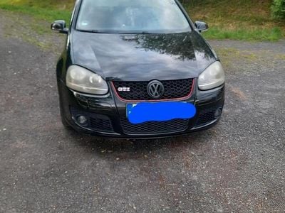 VW Golf V