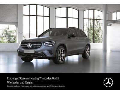 Gebraucht Mercedes GLC300 Night 245 PS (180 kW) 2022 Manufaktur monza grau magno Coupé