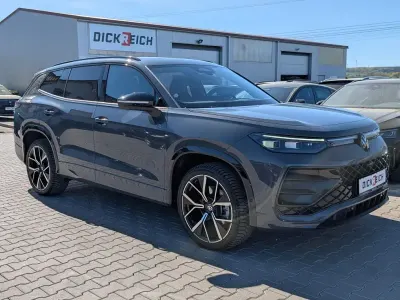 Gebraucht VW Tayron R-line 193 PS (141 kW) 2025 Grau SUV