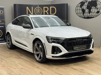 Gebraucht Audi SQ8 e-tron Ambiente 369 kW (503 PS) 2023 Gletscherweiß metallic (metallic) SUV