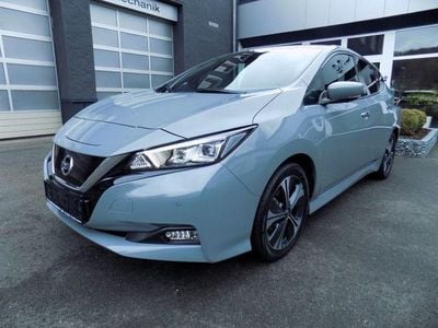 Gebraucht Nissan Leaf N-Connecta 110 kW (150 PS) 2022 Grey (metallic) Kleinwagen